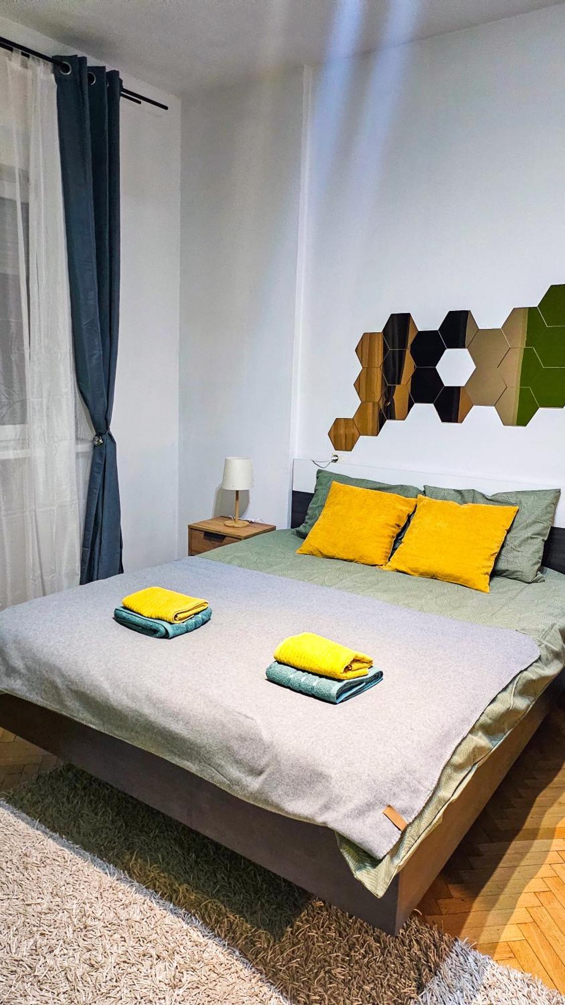 Downtown Tiny Houses Near Cismigiu Gardens Bucarest Esterno foto